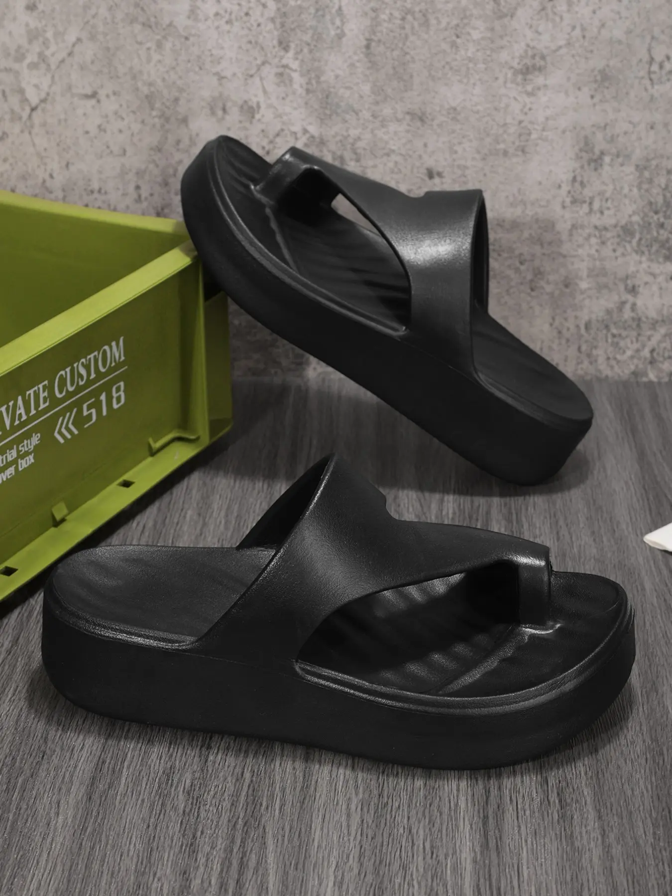 2026 New Lightweight Eva Slippers Footwear, Fashionable Indoor Outdoor Thick Sole Anti-Slip Durable Sandals, Sizes 36-41 Available