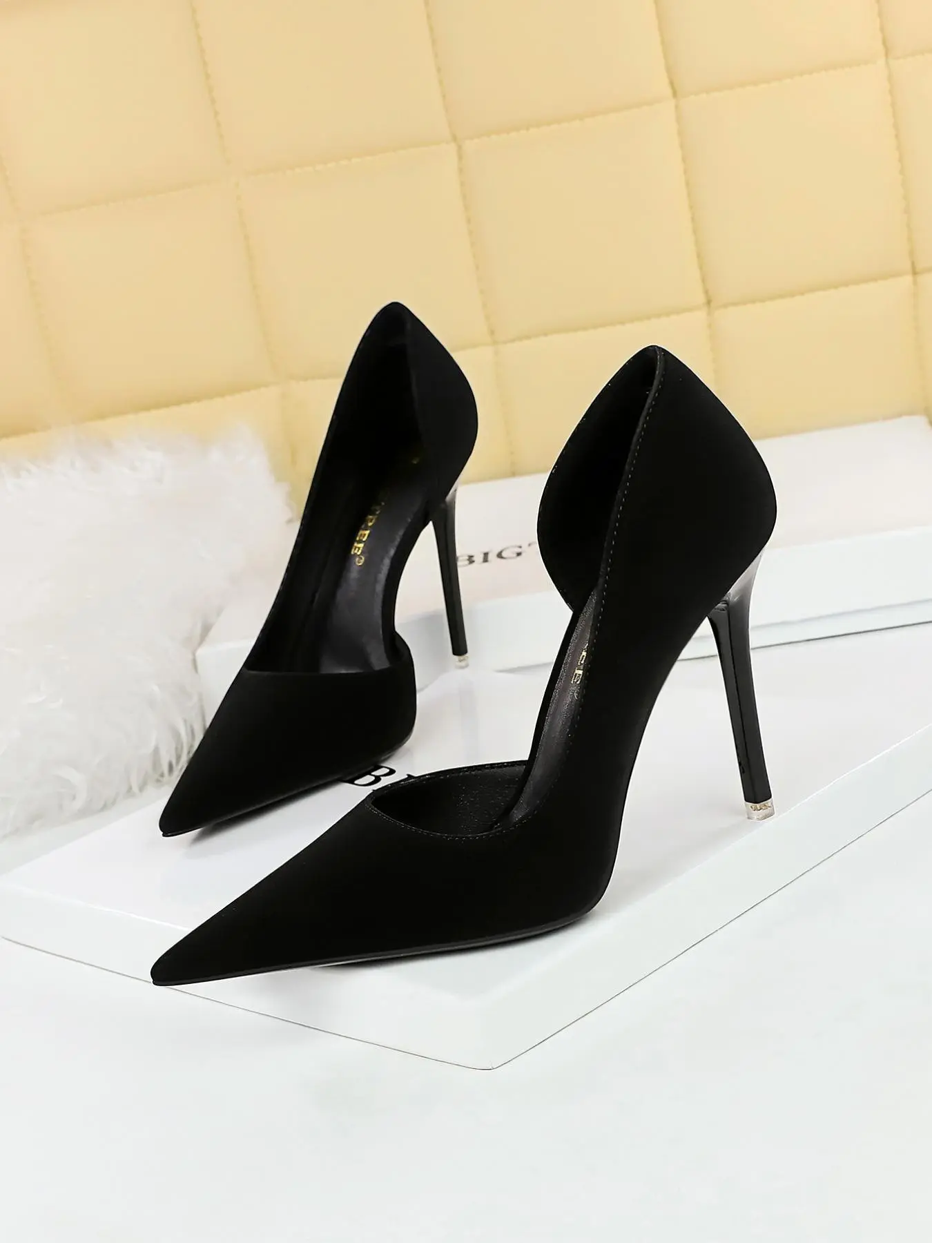 Women's Elegant Solid Color High Heels, Fashionable Pointed Toe Stiletto Heel Heels for Party, Daily Decor, Trendy All-match Minimalist Heeled Shoes for Women & Girls, Sophisticated Look, Gifts for Girlfriend