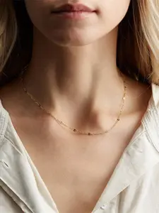 1PC Shiny Stainless Steel 18K Gold-Plated Lip Chain Drop Necklace - Unisex - Fashionable Minimalist Versatile Accessory - Perfect for Everyday Wear and Holiday Parties | Weddings