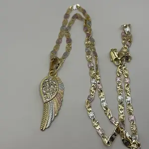 Beautiful Feather Necklace Gold plated Tricolor  24” inches high quality daily use necklets