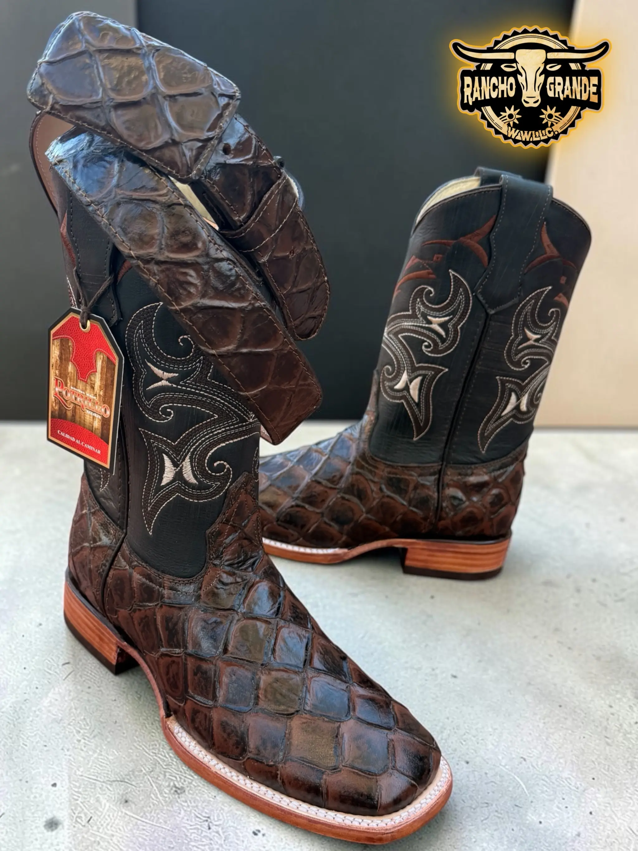 Mens Fish Western Cowboy Boots / Botas Vaqueras para Hombre con Diseno de Pescado