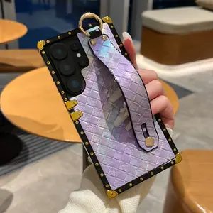 Colorful Braided Wrist Strap Phone Case Cover, Square Shell Rivet Design, Full Protection for Samsung S26/s26plus/s26ultra/s25/s25plus/s25ultra/s24/s24plus/s24ultra/s23/s23plus/s22/s22plus/s22ultra