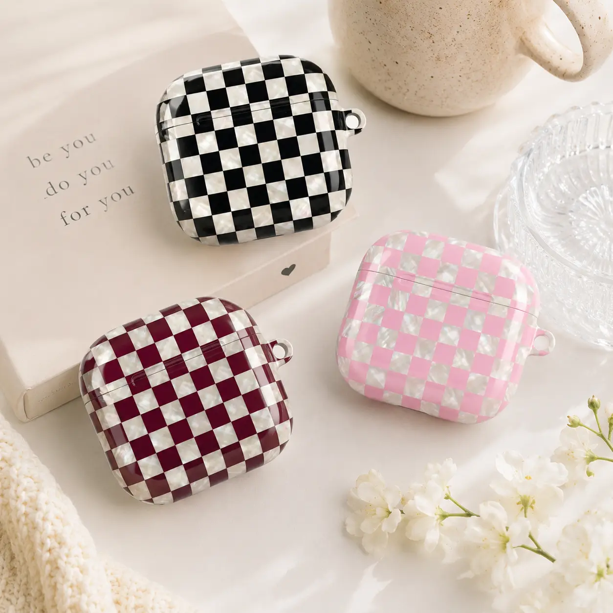 Checkered AirPods Case, Pearl Checkerboard Pattern Cover, Glossy Protective Case for AirPods, Cute Aesthetic Minimalist Style, Protective Case for AirPods Gen 1/2/3/4 & Pro 1/2/3