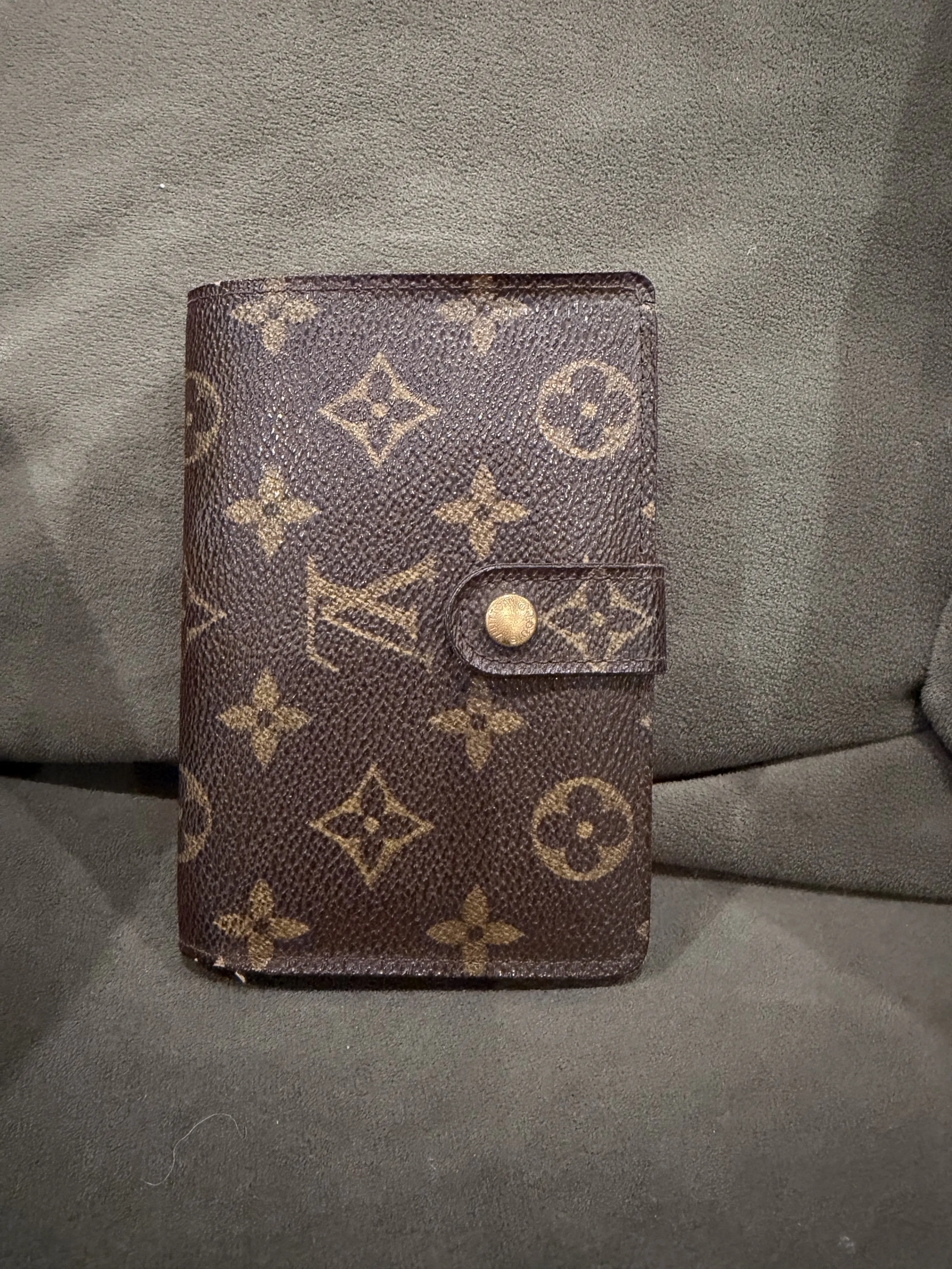 Pre-owned Louis Vuitton Canvas Small Leather Goods Monogram Viennois Bifold Wallet