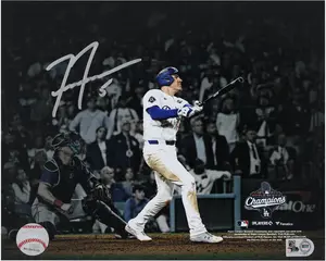 Freddie Freeman Los Angeles Dodgers Autographed 8" x 10" 2025 World Series Game 3 Walk-Off Home Run Photograph - Fanatics Authentic Certified