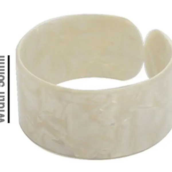 50 MM Faux White Turtle Shell Bangle