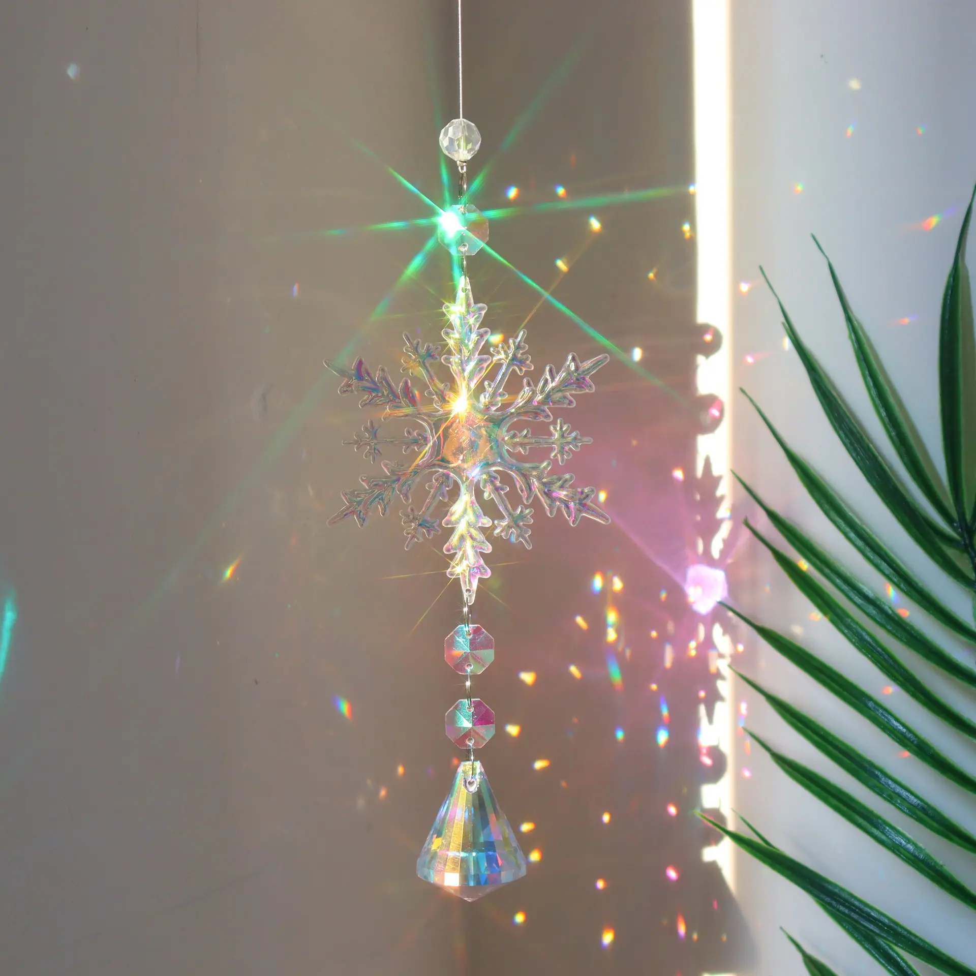 Christmas Colorful Snowflake Crystal Sun Catcher Ice Pillar Pendant Window Christmas Tree Decoration Party Pendant Christmas Decorations Does not apply