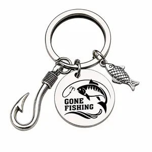 Fishing Hook Keychain for Car – Stainless Steel Heart Tag with Fish Charm, Fashion Alloy Keychain for Men & Women, Fishing Lover Gift, Father’s Day Present, Bag & Car Decoration