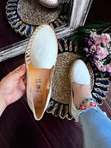 Huarache Sandal, All Sizes Boho- Hippie Vintage, Mexican Style, Colorful Leather, Mexican Huaraches, gifts for friends, relatives, family.