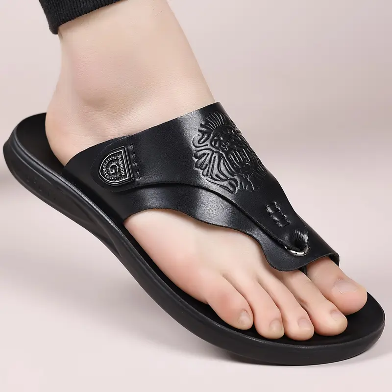 Men's Casual Embossed Thong Sandals with Soft Upper and Metal Buckle, Breathable Non-Slip Thick Sole for Summer Beach Travel, Preppy, Holiday, Daily Home