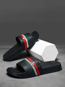 Three-Color Striped Skull Head Lightweight Slippers, Slides, Outdoor Non-Slip Beach Sandals, Comfortable and Stylish Footwear for Men and Women