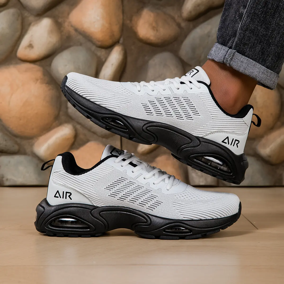 Stylish men’s viral shoes—lightweight, non-slip fitness sneakers; lace-up road running shoes; training footwear; sneakers; and comfortable all-season casual shoes. Trendy everyday walking sneakers for men, suitable for outdoor sports, daily wear, and long