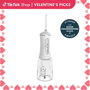 FRESKO Water Dental Flosser – 50-Day Battery, 10 oz Tank, 5 Tips, Waterproof & Gentle for Braces/Sensitive Gums