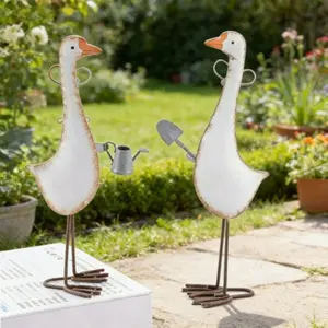 Easter Happy Welcome Goose Metal Craft, Cute Animal Decor for Home Entrance, Garden Sculptures Statues, Garden Decoration, Easter Party, Spring Outdoor Use