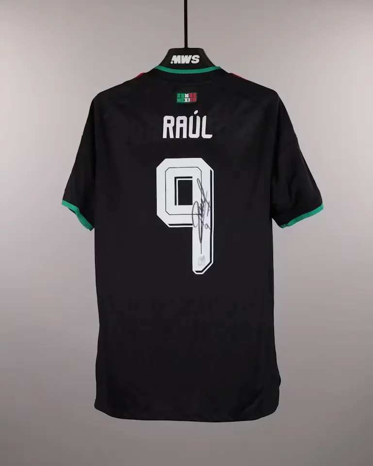 Raul#9 México Inspired Y2K Soccer Aesthetic Top – Vintage Heritage Black Fashion Shirt, Retro Football Style Streetwear, Blokecore Unisex Casual Graphic Tee, Lifestyle Apparel