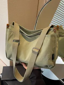 Retro simple canvas bag, one-shoulder casual tote bag, multi-pocket design, daily travel commuter bag, multiple colors optional, adjustable wide shoulder strap, suitable for students to go to class, shopping, etc., Casual Crossbody Bag