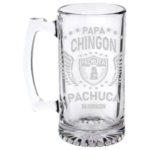 “Papa chingon” Pachuca de Corazón 26.5 oz laser engraved Glass Beer Mug with Handle.