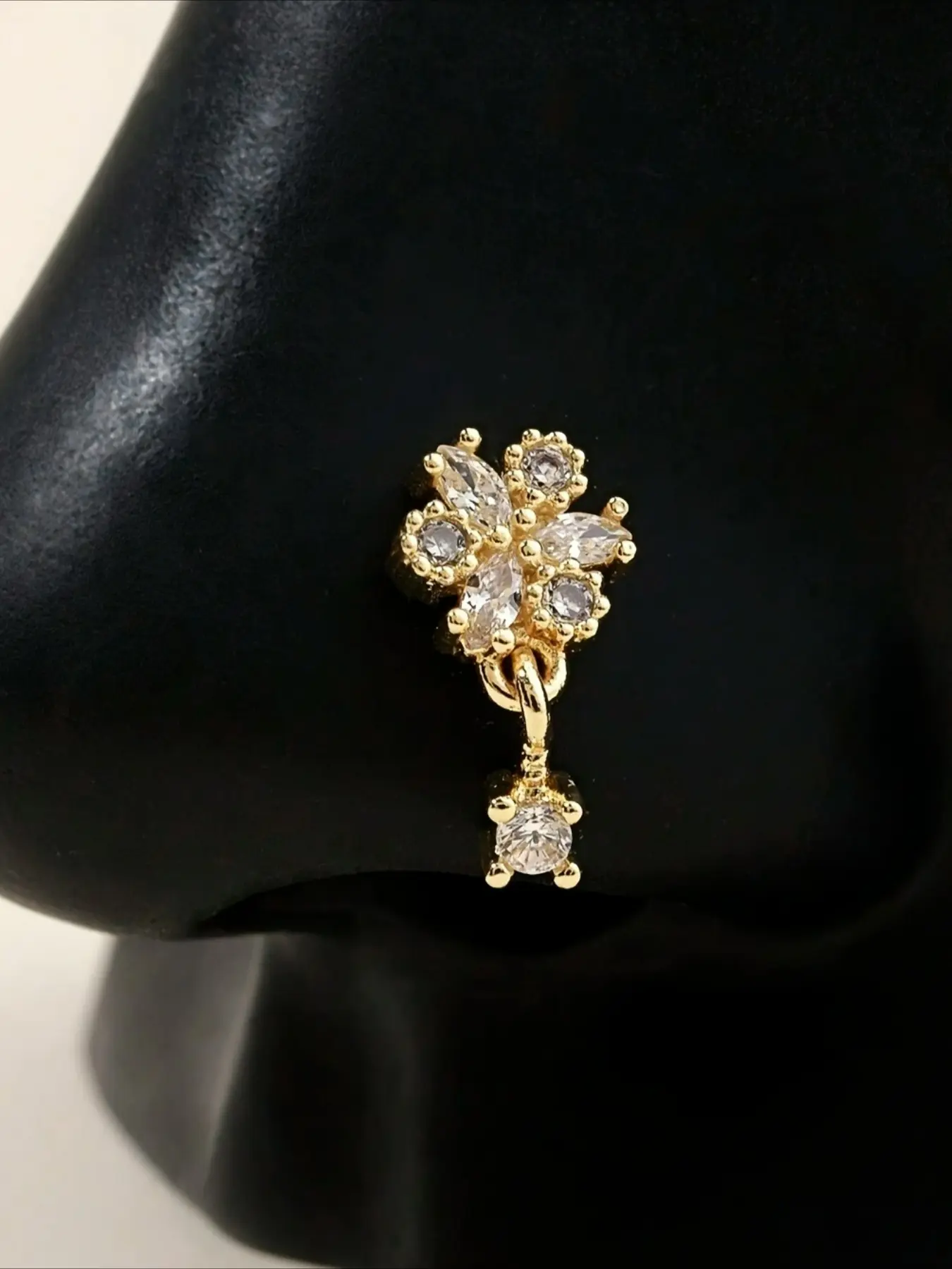 1pc L-Shaped Silvery Color Paved Flower Pendant Nose Ring Nose Ring Jewelry Piercing Jewelry