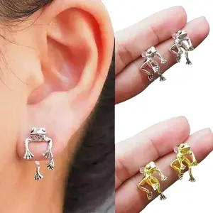 Punk cute simple frog earrings fashionable niche trend animal couple accessories