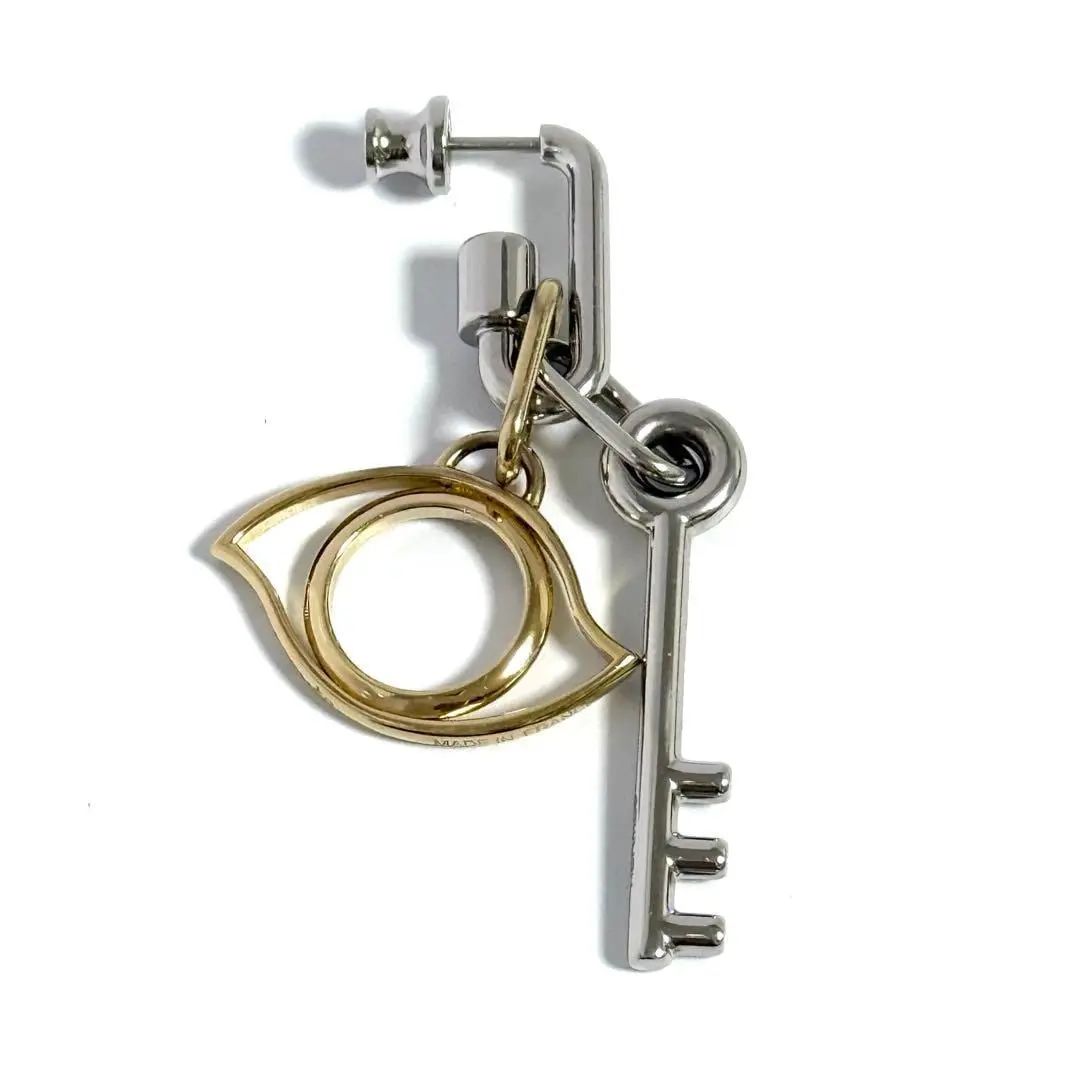 Pre-owned HERMÈS Iron Small Leather Goods Hermes Curiostie Earring