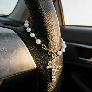 Rose Car Steering Wheel Pendant Jewelry, Decorative Hanging Accessory for Cars, Car Interior Decor, Car Interior Accessories, Cross Shape, Suitable for Men and Women, Car Interior Decoration