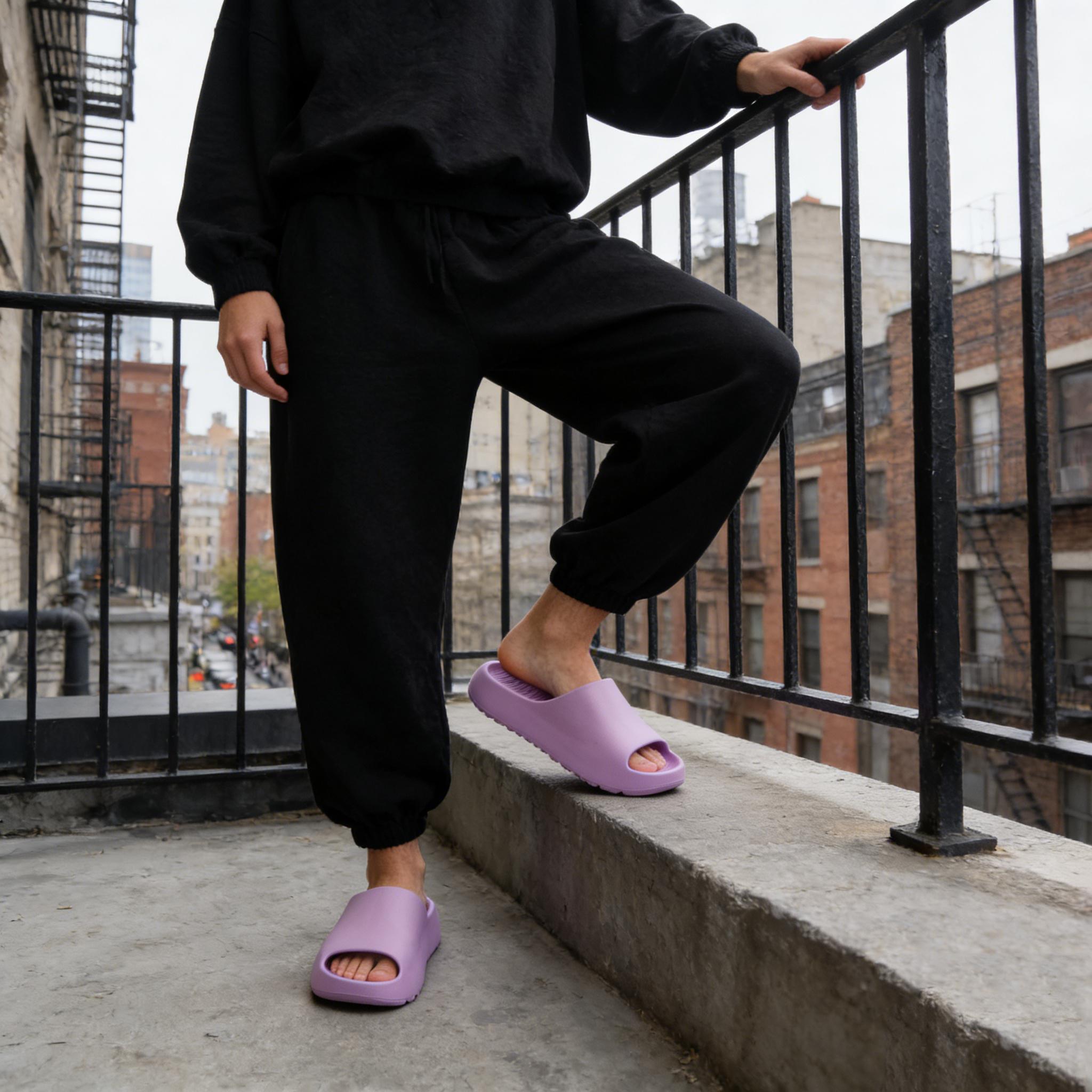 rosyclo Cloud Slides for Women Men - Ultra Soft Thick Sole Pillow Slippers, Non-Slip Lightweight Foam Slippers, Waterproof House Shoes for Shower & Beach