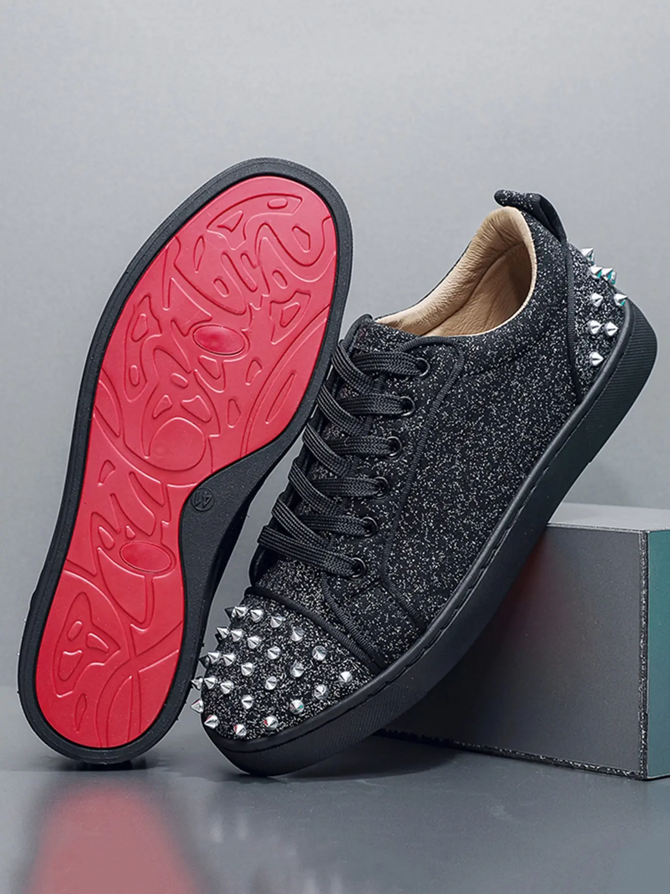 Men's Fashion Athletic Outdoor Urban Casual Shoes, Rivet Board Sneakers, Black, All-Season Plain Design, Closed, PU Leather, Rubber Sole, Versatile Party Wear, Trendy Trainers, Trending Sneakers