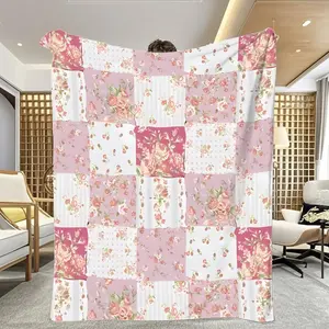 Vintage Patchwork Quilt with Floral Prints for Cozy Living Room Decor