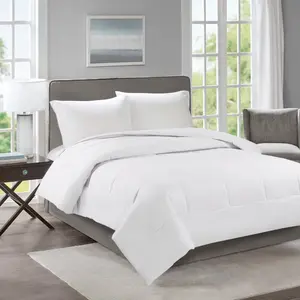 Wayfair Basics 1800 Series All-Season Polyester Down-Alternative Comforter