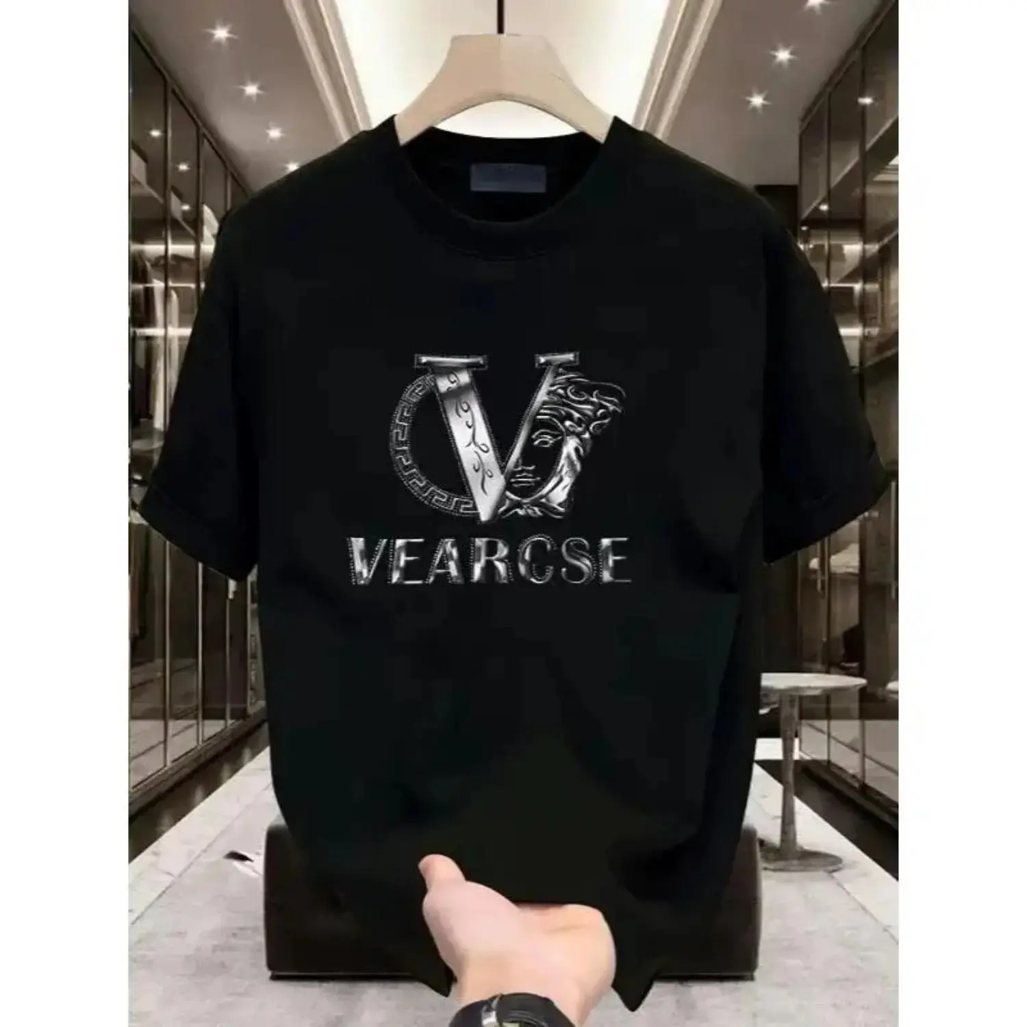 Menswear Short-Sleeve 180g Black Round-Neck Graphic T-Shirt - Stylish Casual Top for Men, Ideal for Fashionable Relaxed Summer Outfits, Shortsleeve