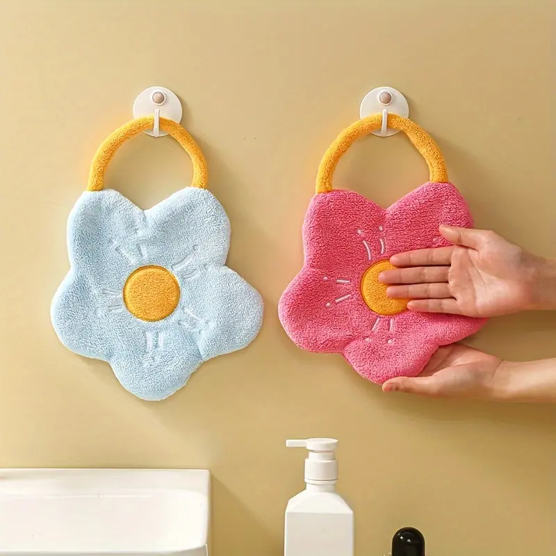 1pc Hand towel with hanging Decorative flower shaped design, household kitchen absorbent drying handkerchief, Flower Pattern