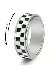 Checkered Fidget Ring for Women & Men, Stainless Steel Rotating Rings, Stress Relief Accessory, Fashionable Design, Unisex Design, Plaid Pattern, Ideal Gift for Her
