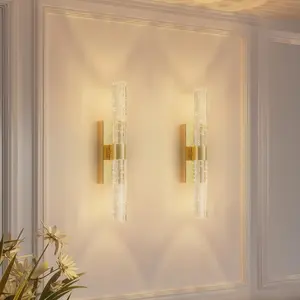 2 piece set, battery-powered gold wall lamp, large-capacity rechargeable battery-powered wall lamp, indoor non-hardwired remote control, dimmable and brightness-adjustable wall lamp, suitable for bedroom and living room, remote control, high transparency