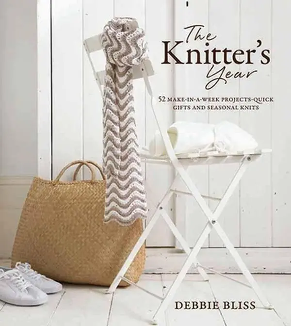 USED-The Knitter's Year: 52 Make-in-a-Week Projects-Quick Gifts and Seasonal Knits by Debbie Bliss (Hardcover)
