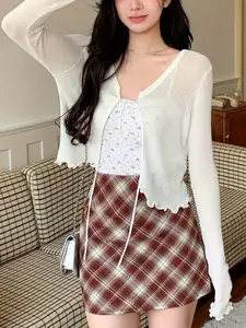 Elegant Knit Cardigan with Wooden Trim, Short Fitted Design, Long Sleeve V-Neck Outerwear, Spring & Fall Casual Style