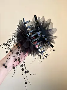 1 high-end luxury hair accessory for ladies - hair Curly Wavy Claw clips with flower-shaped feathers and pearl beads and tassel attachments, for topknot hairstyle on the back of the head. Suitable for daily outings and festive gatherings. A perfect gift.