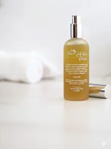 PiperBlue Organic Makeup Rosemary Hair & Scalp Elixir Spray - Signature Series Emily’s Pick, Daily Soothing Haircare Serum with Hyaluronic Acid, Green Tea & Chamomile for Dry Adults, Blend, Nourishing Hair Treatment, Rosemary Hair Tonic