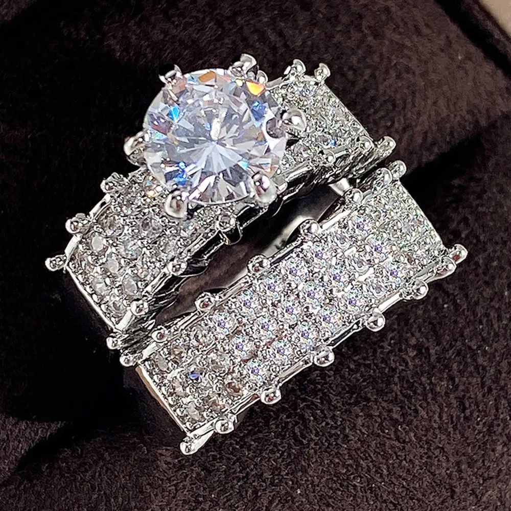Women's 2-Piece Luxury Fashionable Matching Jewelry Set - Golden-Plated Sparkling Double High-Grade Zircon Ring & Bracelet, Ideal for Wedding Dinners, Fashionable Jewelry Set