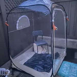 VEVOR Pop up Sports Tent,  50x50 in Clear Bubble Tent for 1 Person, Waterproof Outdoor Pod with Floor Mat & Top Cover, Garden Igloo Dome Tents Camping Shelter for Events Fishing Cheering