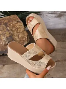 Casual yet fashionable women's wedge sandals, gold snake pattern upper, fish mouth open toe, suitable for daily work and party occasions, suitable for various occasions.