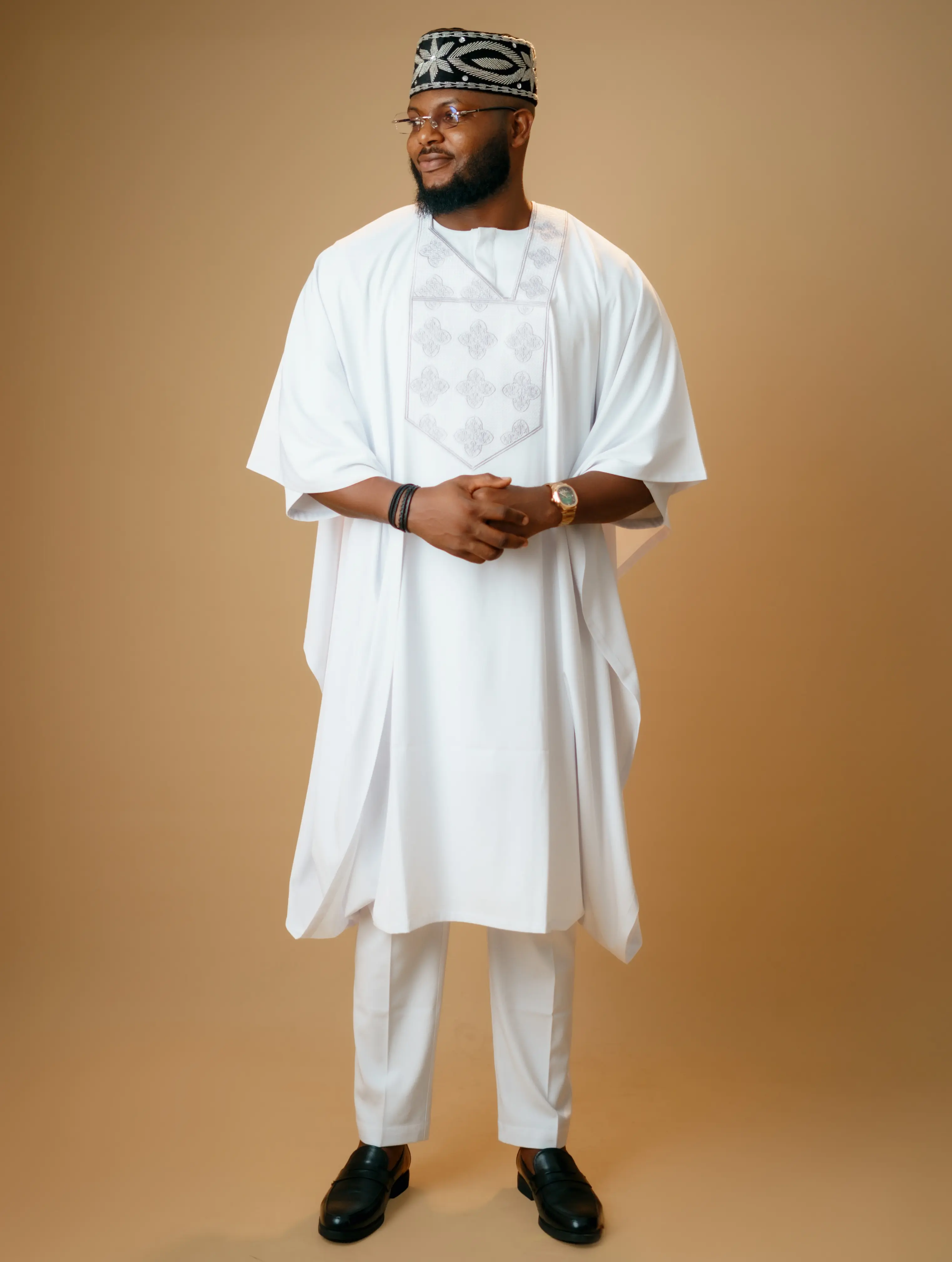 IVORY SOVEREIGN AGBADA