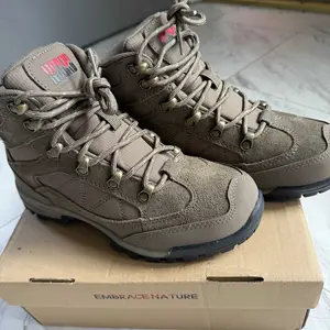 review image 0
