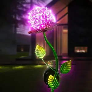 Solar Outdoor Pineapple Light, Courtyard, Garden, Lawn Decorative Light, Wrought Iron Decoration, Outdoor Lighting, Landscape