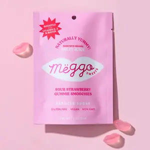 Sour Strawberry Gummie Smoochies