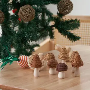 New Handmade Christmas Tree Ornament, Vintage Design Raffia Woven Ball, Rustic Grass Craft, DIY Holiday Decoration