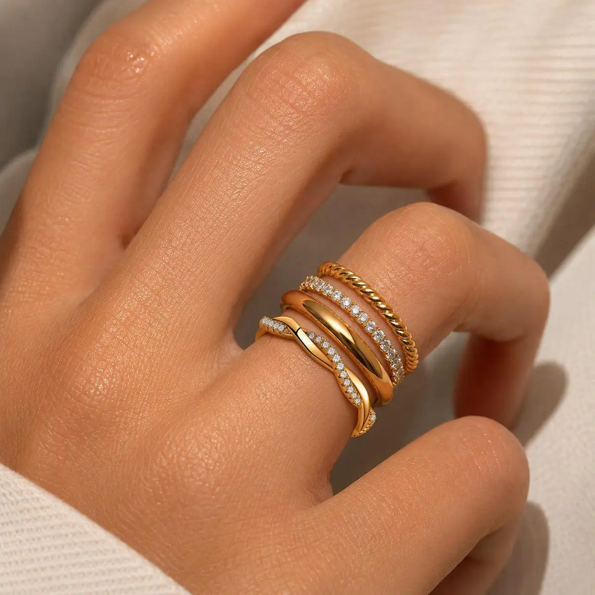 18k Gold Plated Ring for Women, 4PCS Thin Stackable Rings Cubic Zirconia Thumb Ring Set Engagement Statement Wedding Bands for Women Size 7/8/9