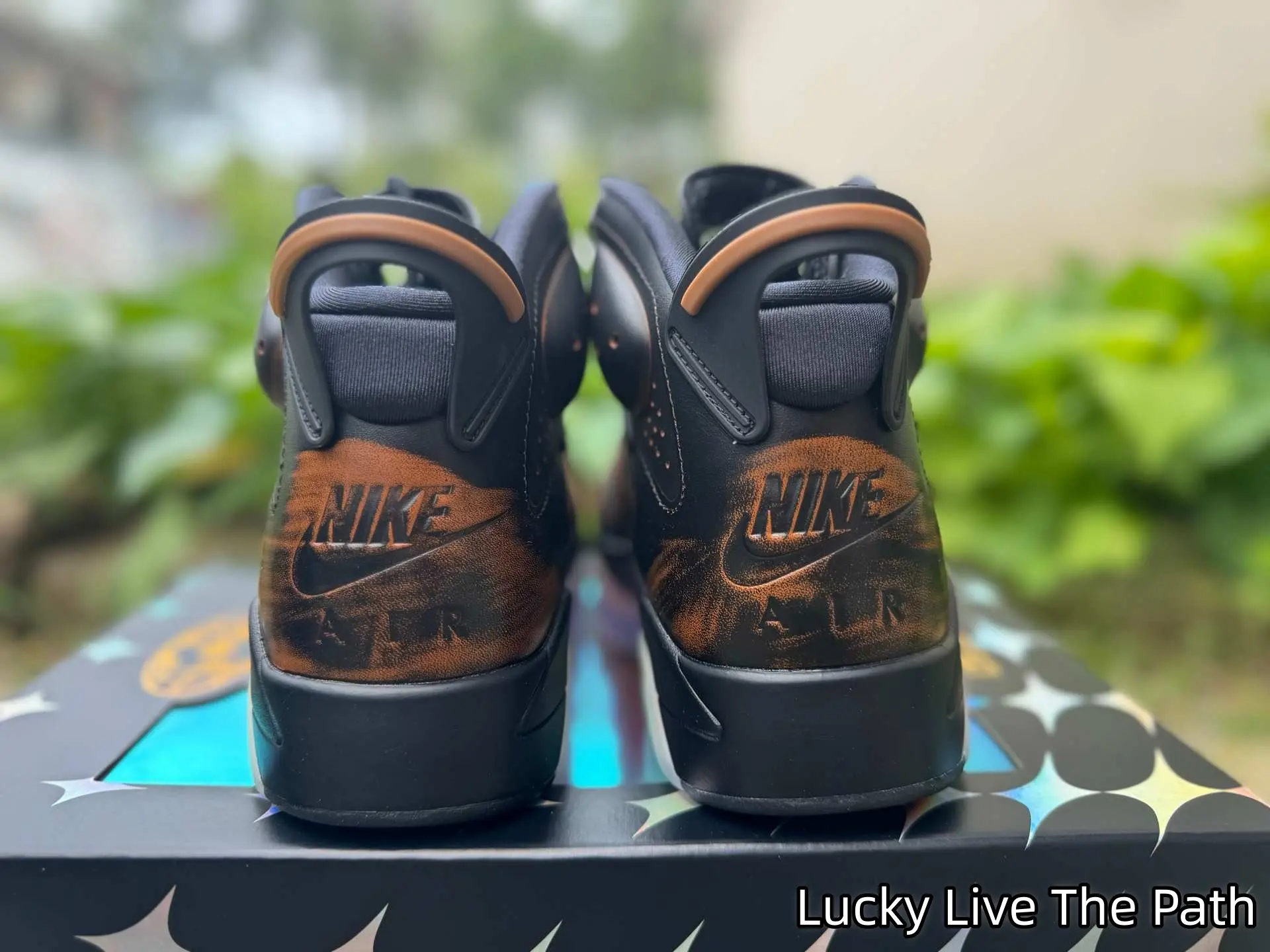 Neutral Retro High Top Basketball Trainers | Black Brown Gradient Worn Look Breathable Upper | Stable Wrap Collar Wear Resistant Rubber Sole Suitable For Commute Casual Training Prevent Ankle Sprain