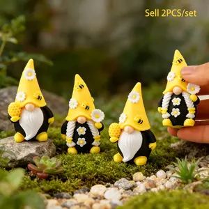 2pcs/set Cute Daisy Gnome And Bee Gnome Figurine Decoration, Bee Flower Embellished Gnome Decoration, Home Decoration Figurine - Suitable for Bookshelves, Desks, Fireplaces And TV Cabinets, Garden Windowsill Decoration, desk decor，party gift