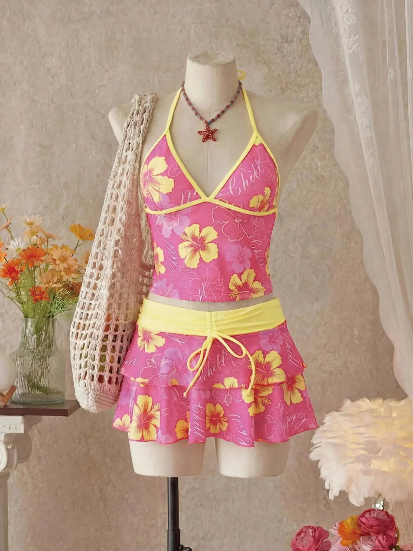 Women's Summer Beach Festival Print Halter Bikini Set, Casual Vacation Style, Fitted Tank Top and Skirt Three-Piece Suit, Summer Swimsuit, Swimwear Sets