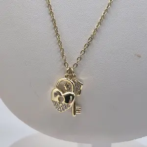 heart  with key pendant with chain laminated gold